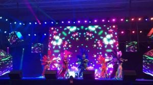 指尖生花，泥韵流转——福州泥塑艺人的卡通娃娃水秀舞